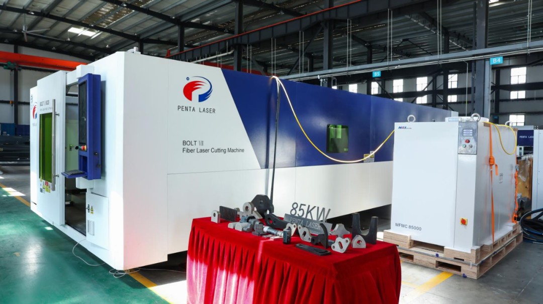 Penta Laser と Chuangxin Laser は共同で 85000W レーザー切断機を発売し、切断分野における高出力記録を再び破りました。
